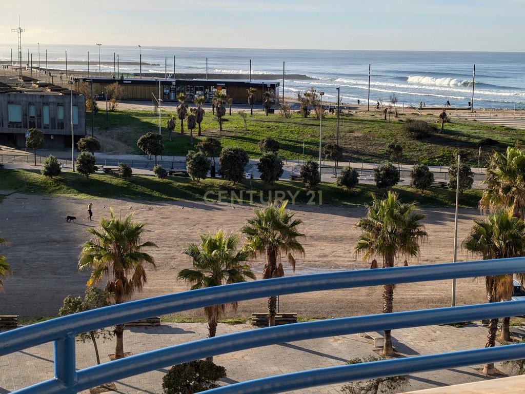 Apartamento T1  Renovado com Vista Panorâmica Costa da Caparica - Almada - Image 24