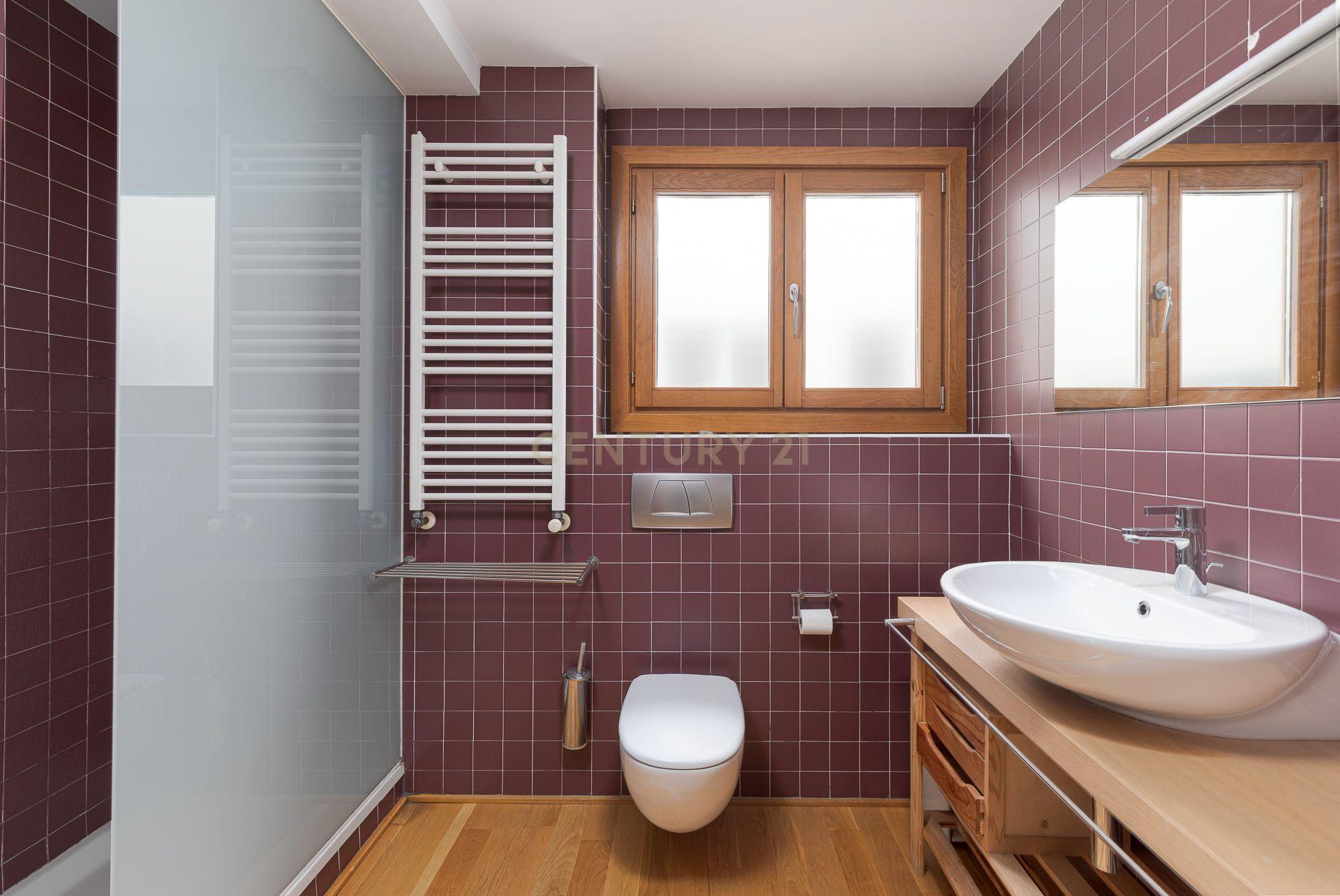 Apartamento Renovado com Vista Panorâmica em Gipuzkoa - Image 22