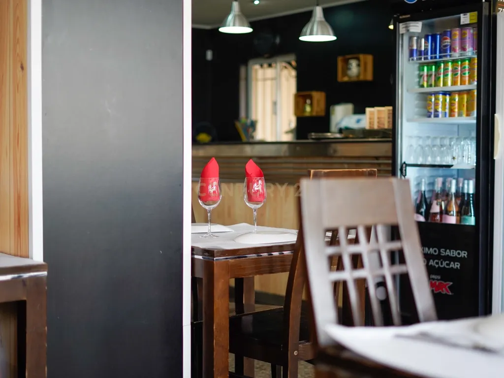 Restaurante pronto a funcionar na Aroeira – Oportunidade única de investimento! - Image 9