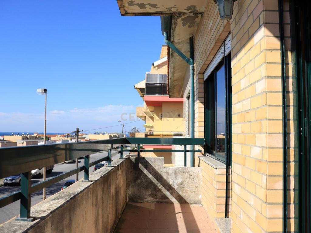 Apartamento T2 com Vista Mar em Lavra, Angeiras - Image 30
