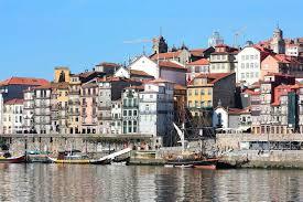 Apartamento T2 com Vista Mar em Lavra, Angeiras - Image 35