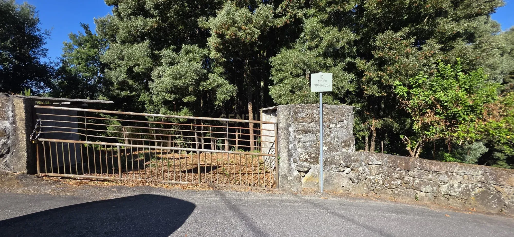 Land for sale in Penafiel, Portugal — €199,000