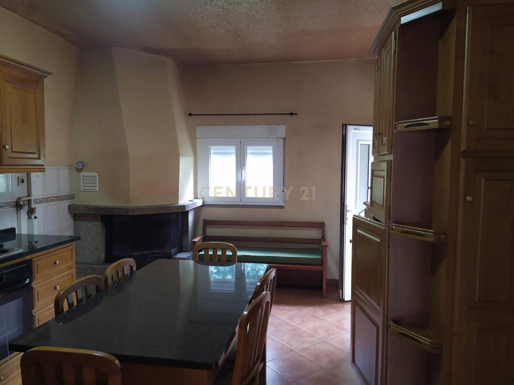 Moradia T5 - Vinhais - Image 3