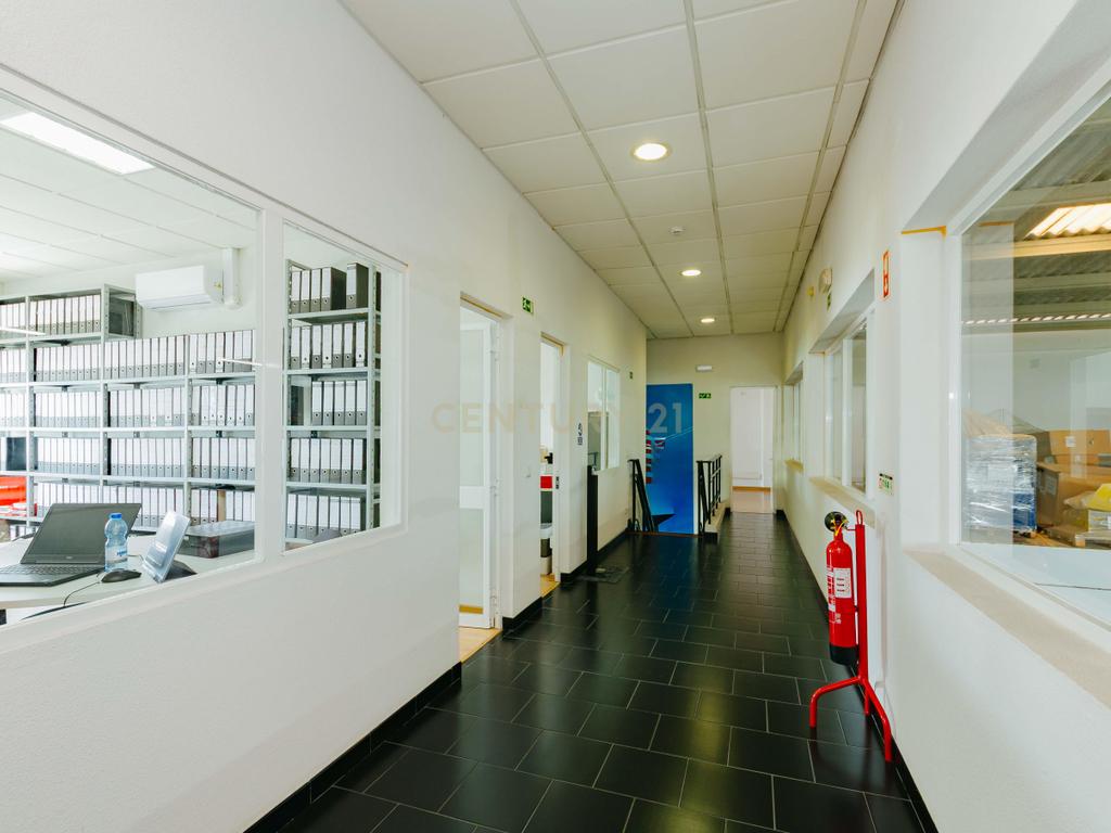 Armazém na Urbanização industrial Quinta dos Machados, Moita - Image 22