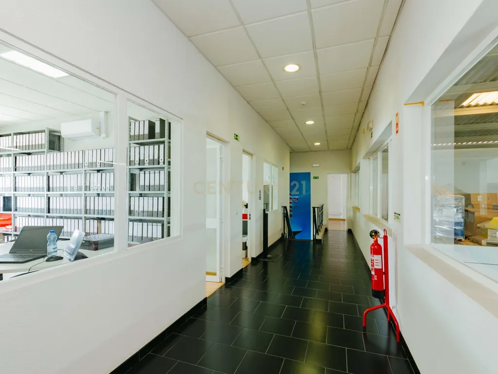 Armazém na Urbanização industrial Quinta dos Machados, Moita - Image 22