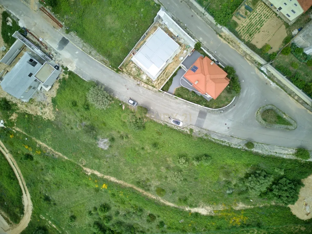 Exclusivo! Terreno + Moradia de Sonho "Chave na Mão" – Santo Isidoro - Image 18