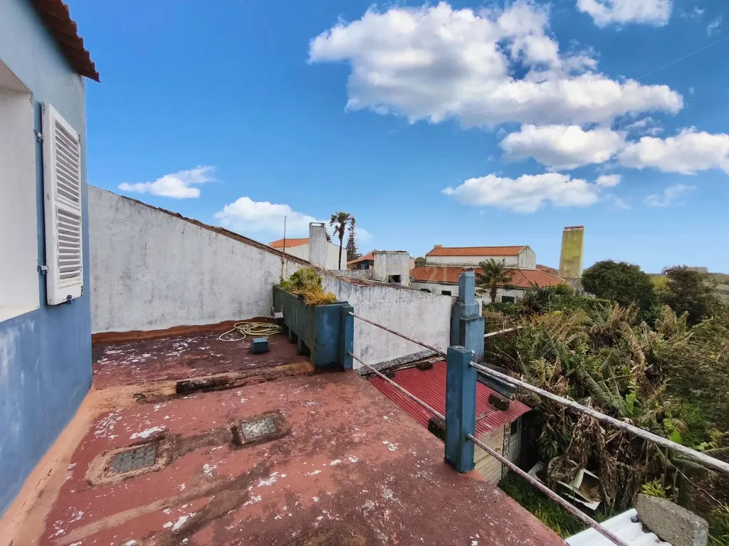 Moradia com Potencial em Arrifes – Ponta Delgada - Image 16