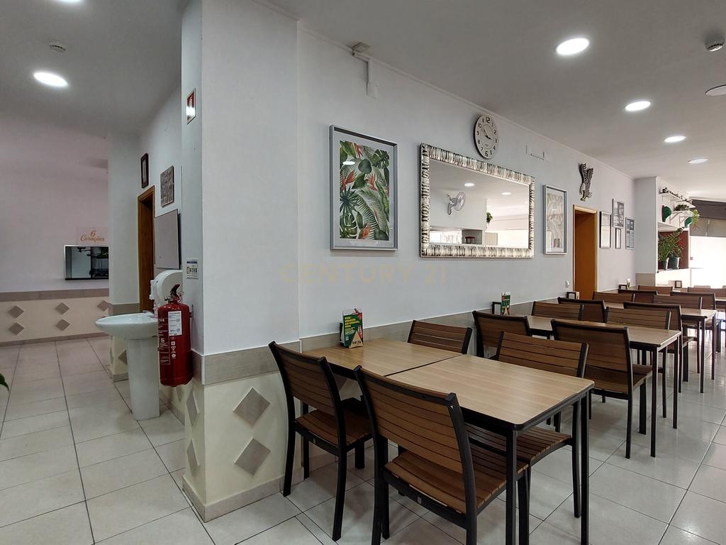 Trespasse de Café/Restaurante Totalmente Equipado | Patacão – Faro - Image 6