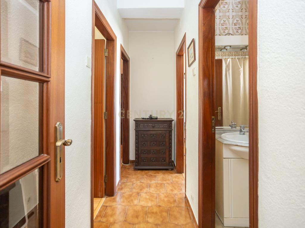 Apartamento T3 com Vista Deslumbrante sobre a Baía de Setúbal – Bairro dos Pescadores, Reboreda - Image 6