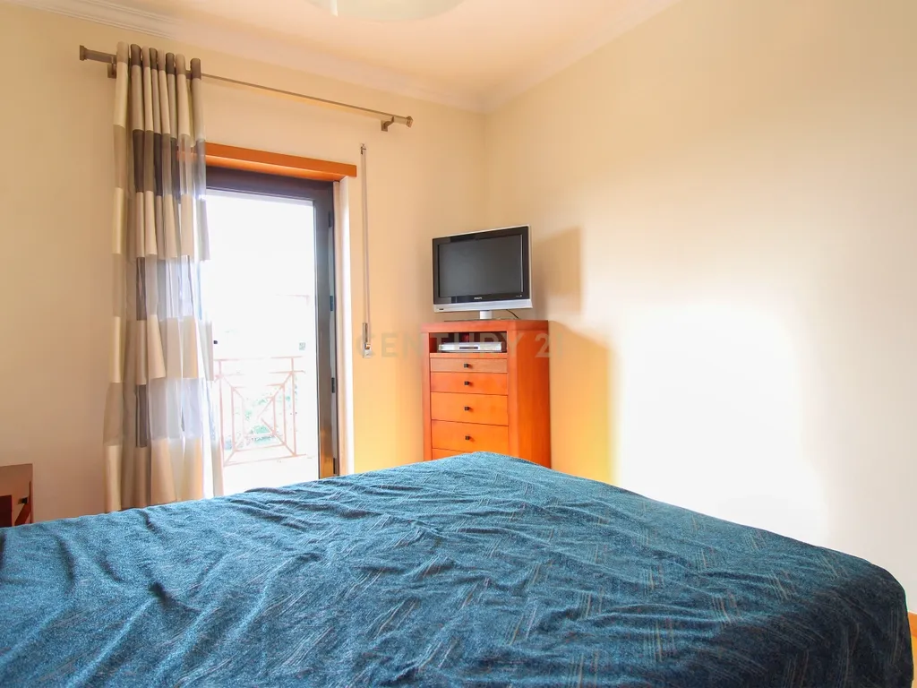 Apartamento T3 centro Palmela - Image 20