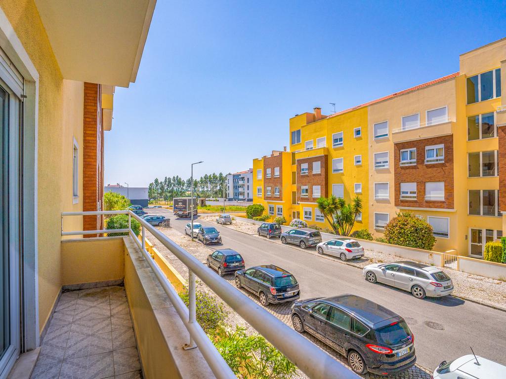 Apartamento T3 com garagem - Cidade Nova, Caldas da Rainha - Image 16