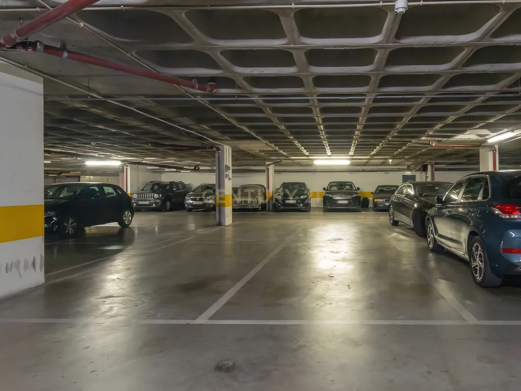 Apartamento T2 de Luxo Mobilado para arrendamento no Condomínio Pateo Central - Image 16
