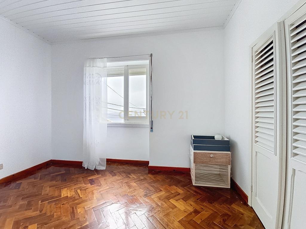 Casa T3 em Achadinha, Nordeste - Oportunidade Única! - Image 17