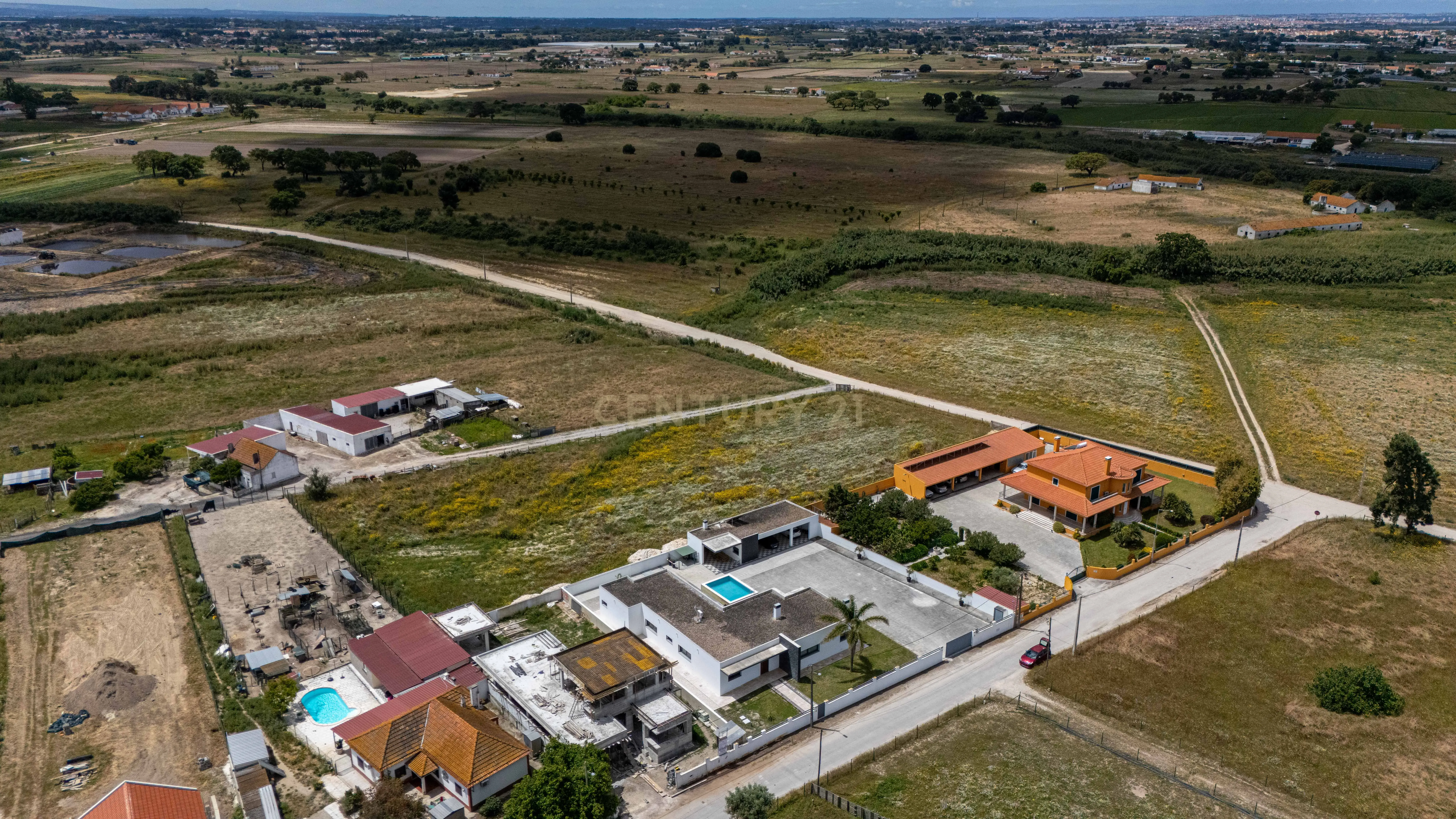 Moradia Térrea T4 no Montijo — Isolada, Moderna e com Piscina - Image 53