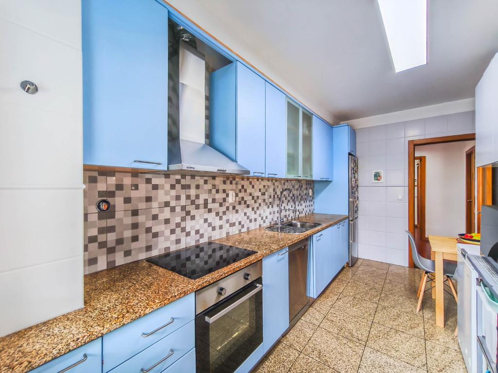 Apartamento T1+1 em Lavra, Matosinhos com Varanda e Piscina. - Image 7