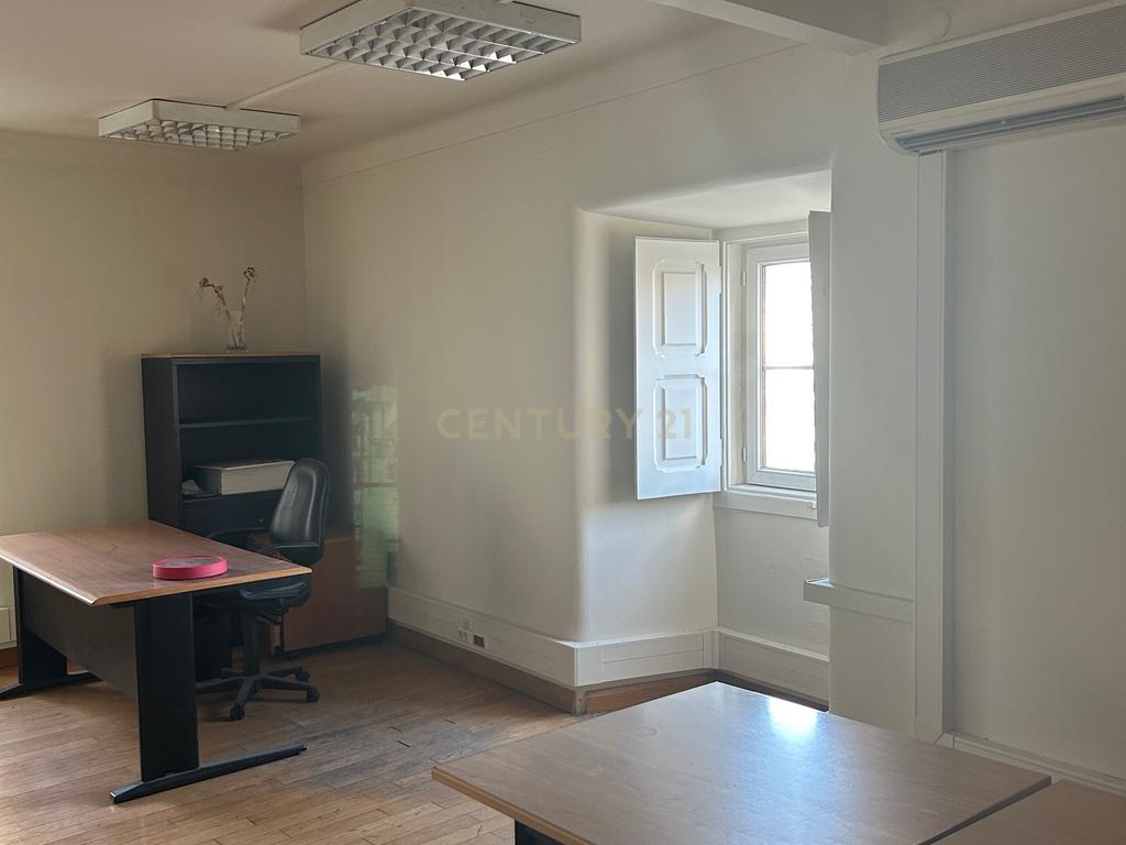 Escritório para Arrendamento na Baixa de Lisboa – Pronto a utilizar - Image 6