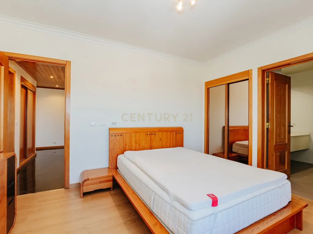 Arrendamento - T4 Alfragide – Quinta Grande - Image 12