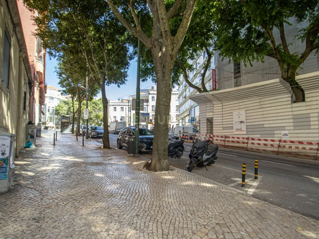 T0+1 pronto a habitar em Campo de Ourique | Lisboa - Image 24