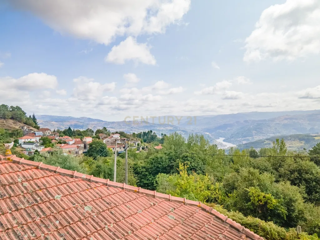 Casinha rústica para Recuperação e terreno em Fandinhães, Marco de Canaveses, com vista Rio Douro - Image 8