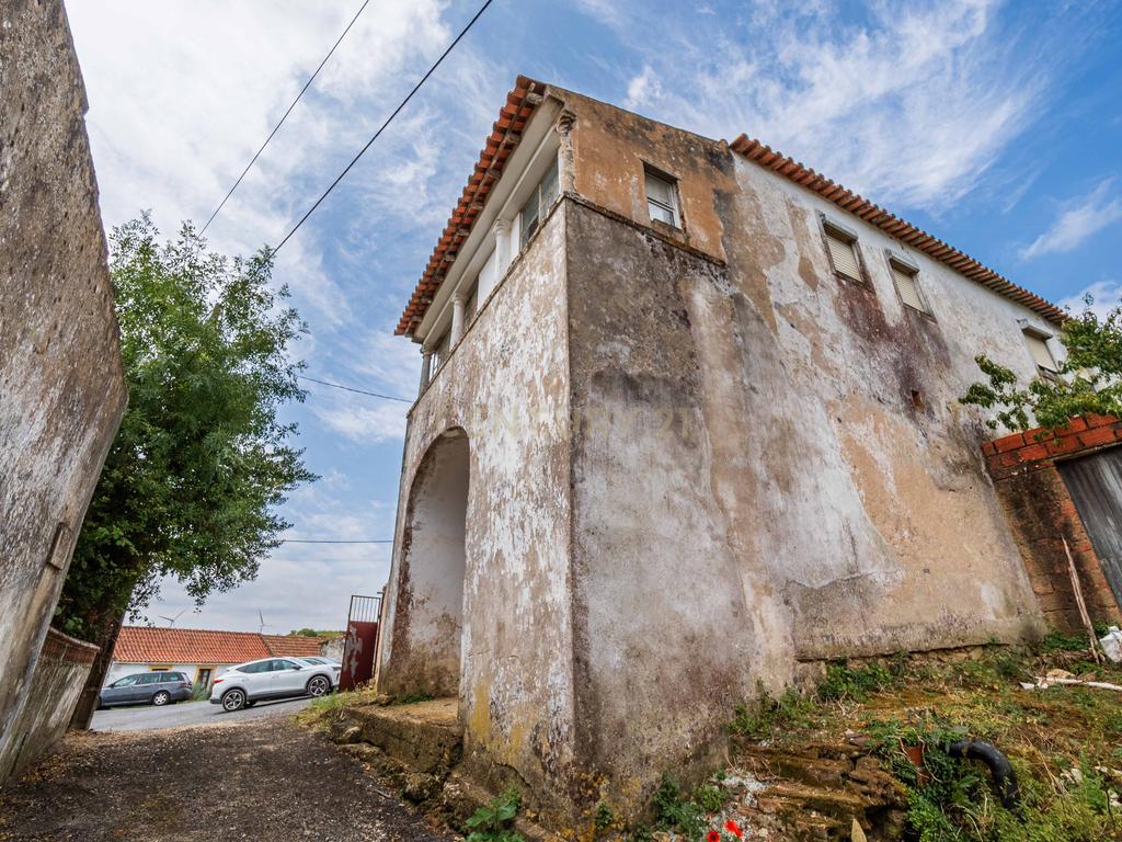 Moradia T2 com Jardim e Vista para a Montanha - Image 16
