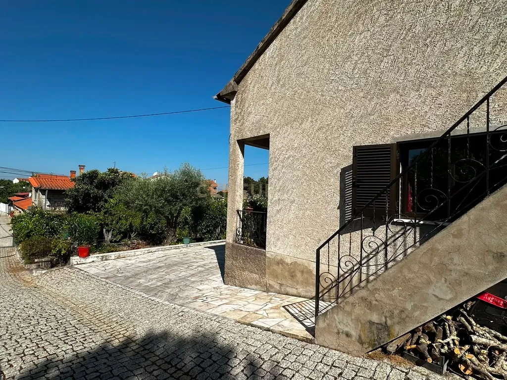 Moradia com terreno, Aldeia do Bispo, Penamacor - Image 3