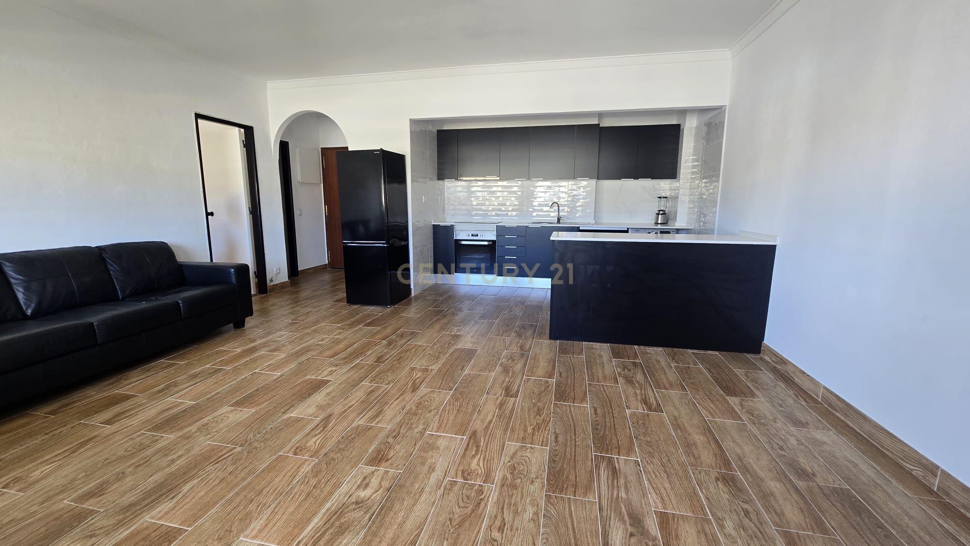Fotografia 10 de Apartamento T1, totalmente remodelado