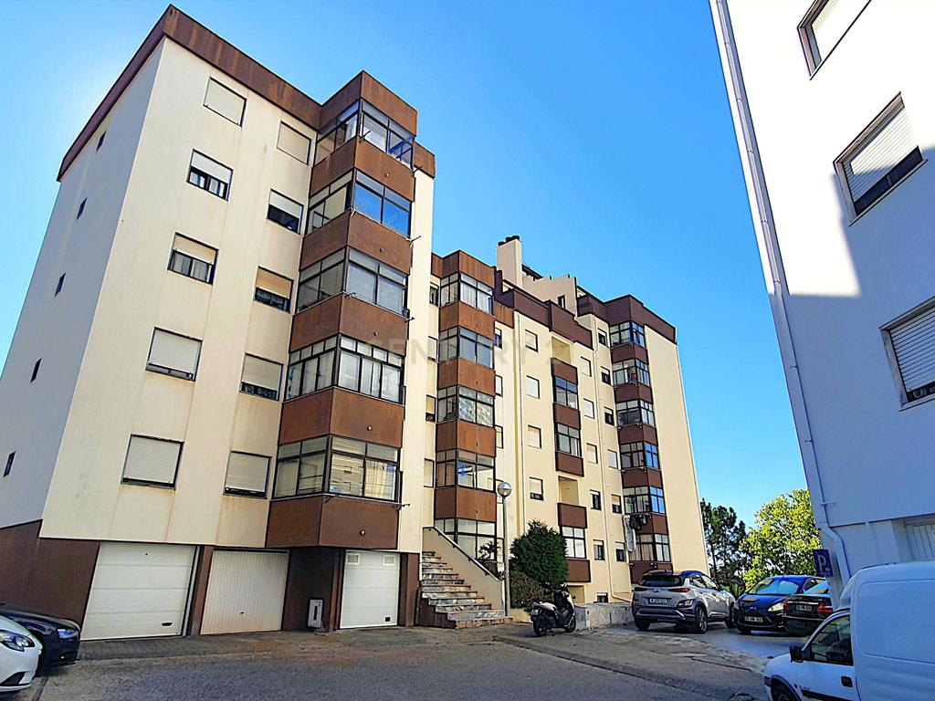 Apartamento T3 I Elevador I Centro Cidade Coimbra - Image 29