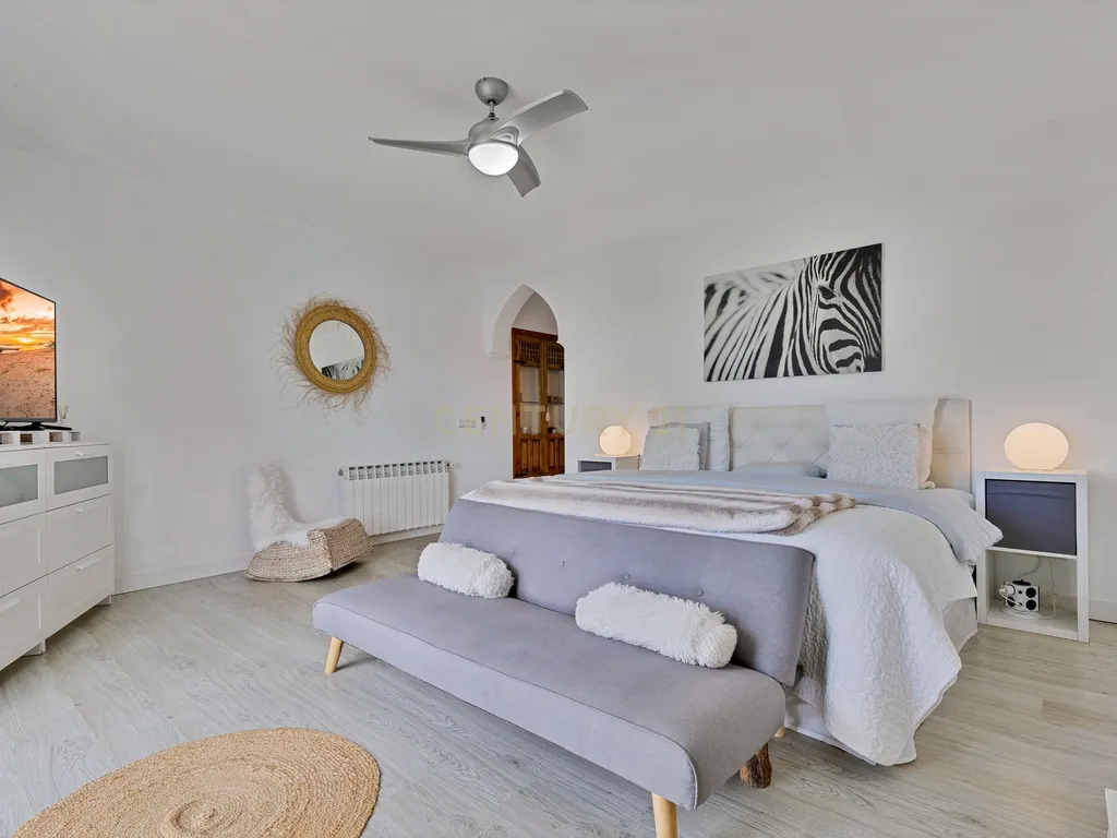Impressionante moradia isolada com 5 quartos em San Pedro de Alcántara, Marbella - Image 9