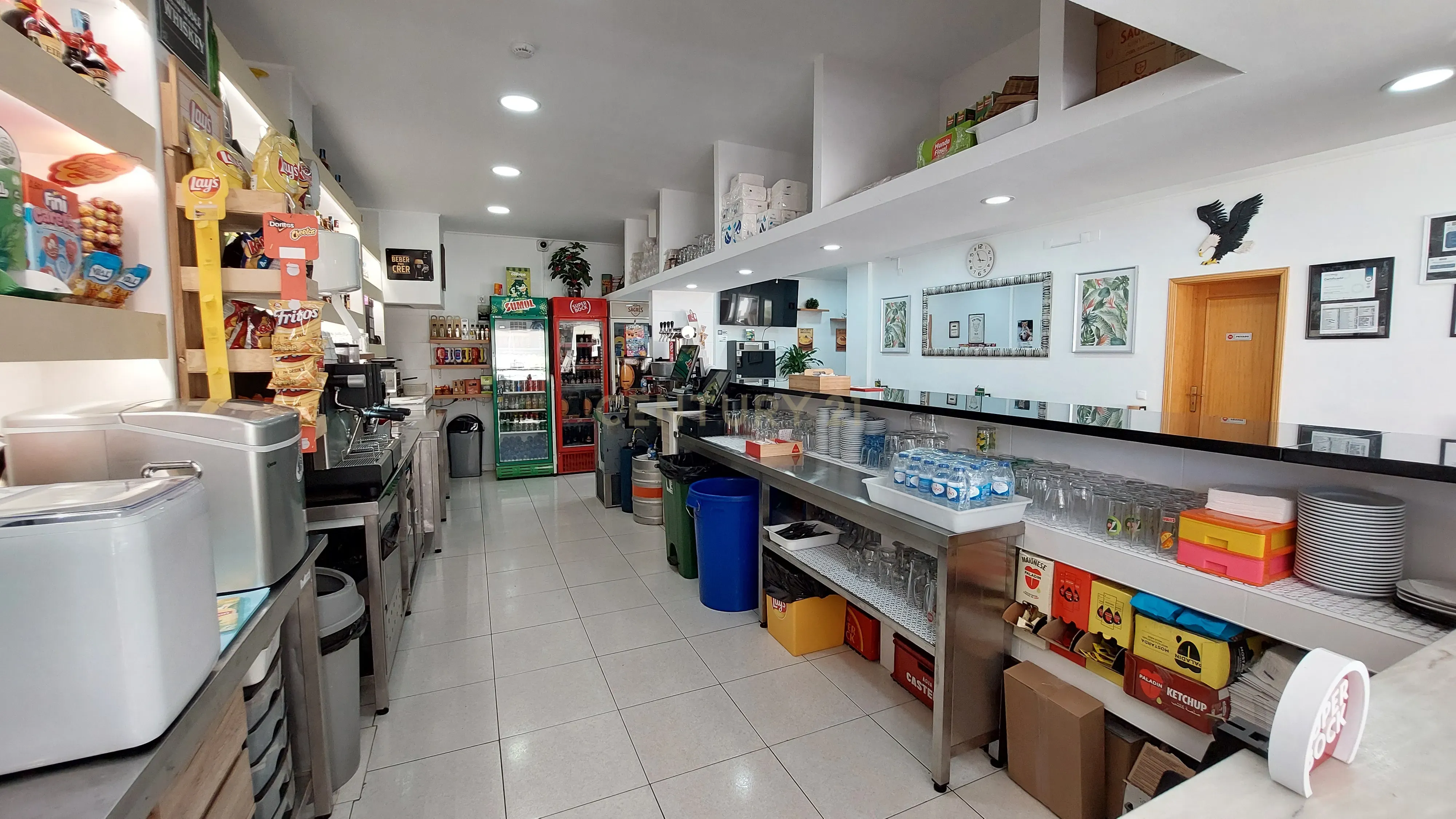 Fotografia 8 de Trespasse de Café/Restaurante Totalmente Equipado | Patacão – Faro
