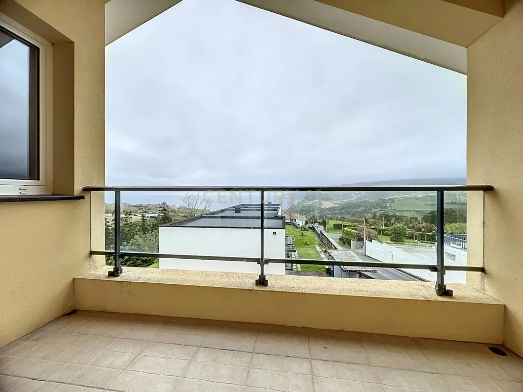 Casa Luxuosa com Vista Mar em Povoação, São Miguel - Image 15