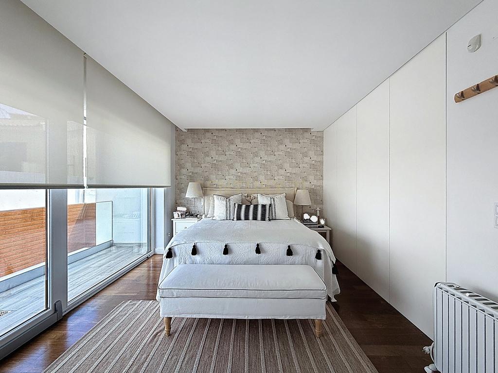 Luxuosa Moradia T3 com Vista Mar em S. Pedro do Estoril, Parede - Image 29