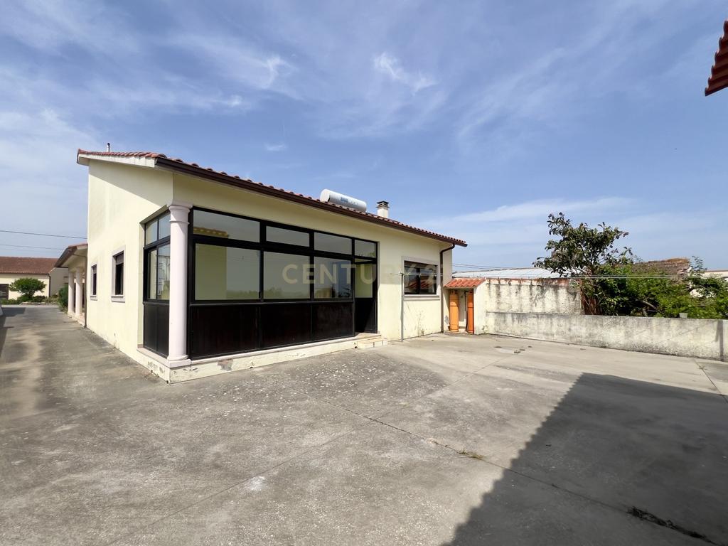 Moradia  em Calvete, Alqueidão, Figueira da Foz, Coimbra com Jardim e Boa Exposição Solar - Image 4
