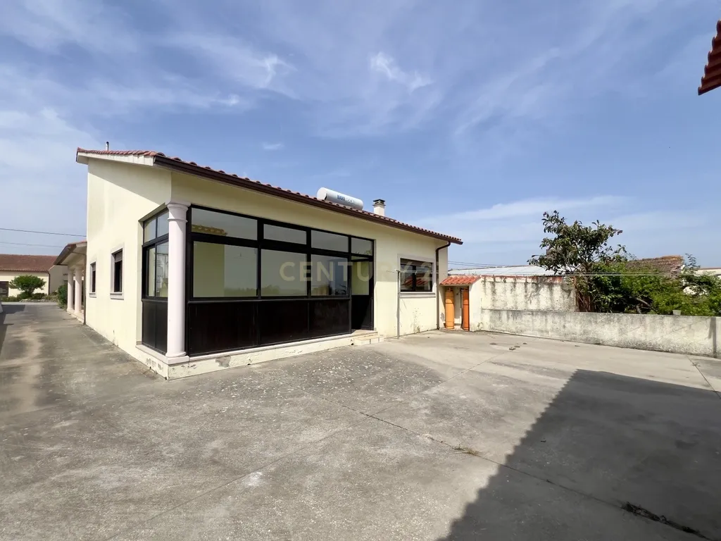 Moradia em Calvete, Alqueidão, Figueira da Foz, Coimbra com Jardim e Boa Exposição Solar - Image 4