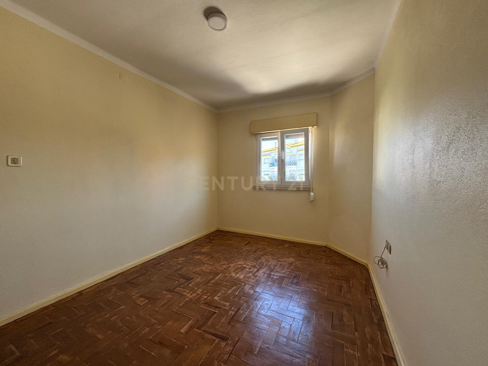 Fotografia 10 de 1º andar de moradia renovada em Pombal com Vista para o Campo - Arrendamento