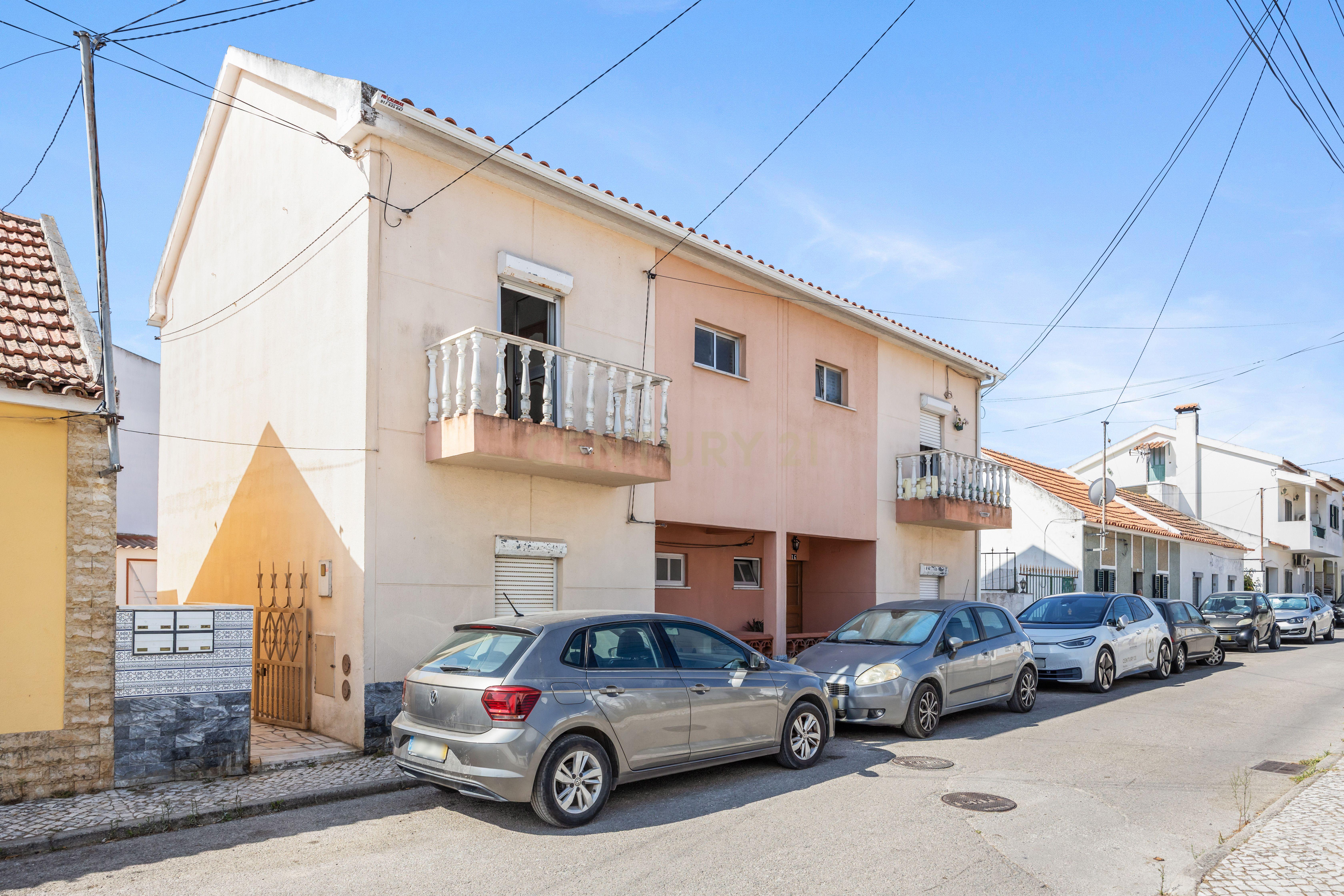 Fotografia 7 de Moradia com 4 Frações T1 Independentes | Excelente Investimento | Penalva – Palmela