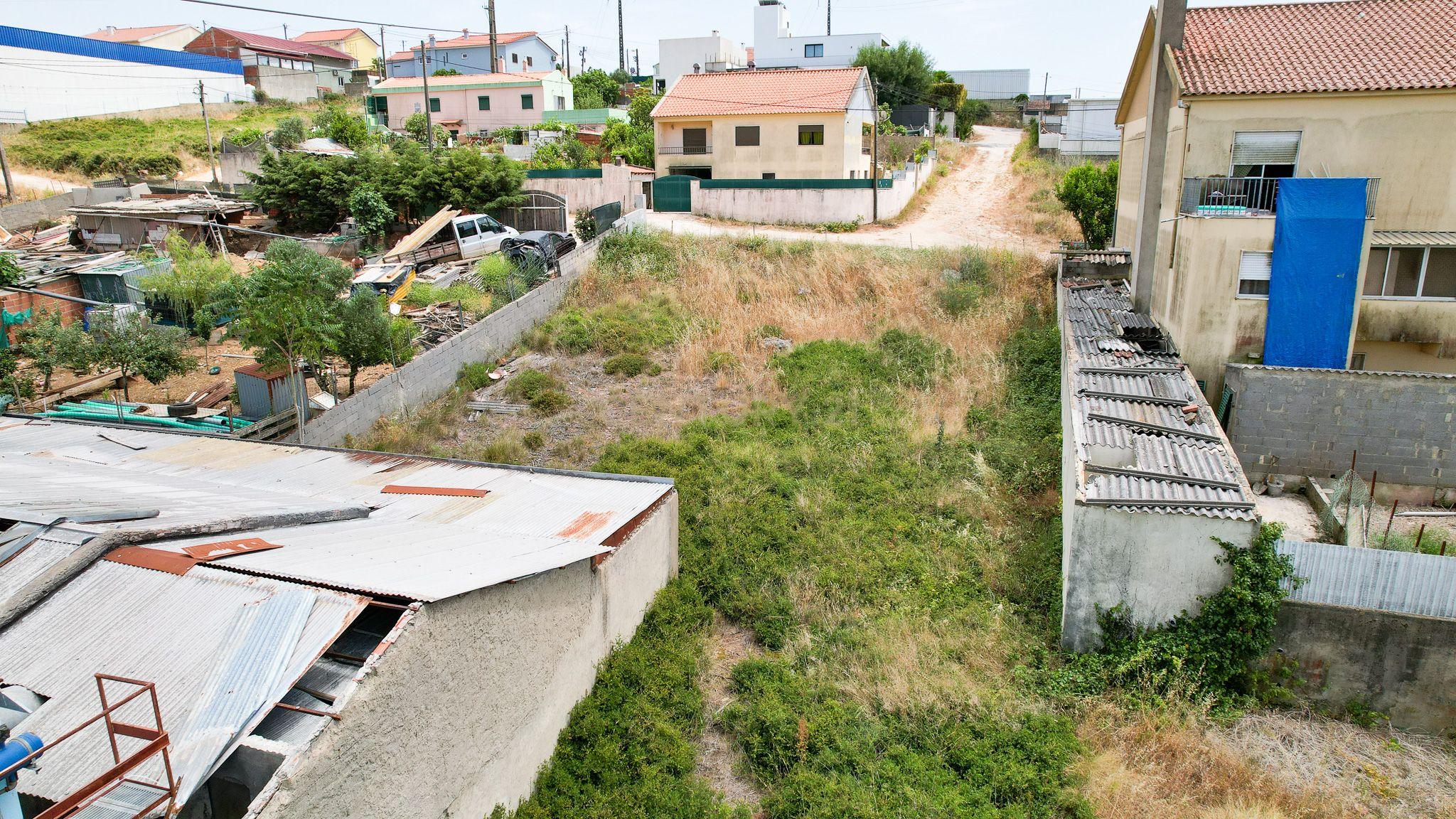 Fotografia 7 de Terreno Urbano em Dona Maria, Sintra - 459m²
