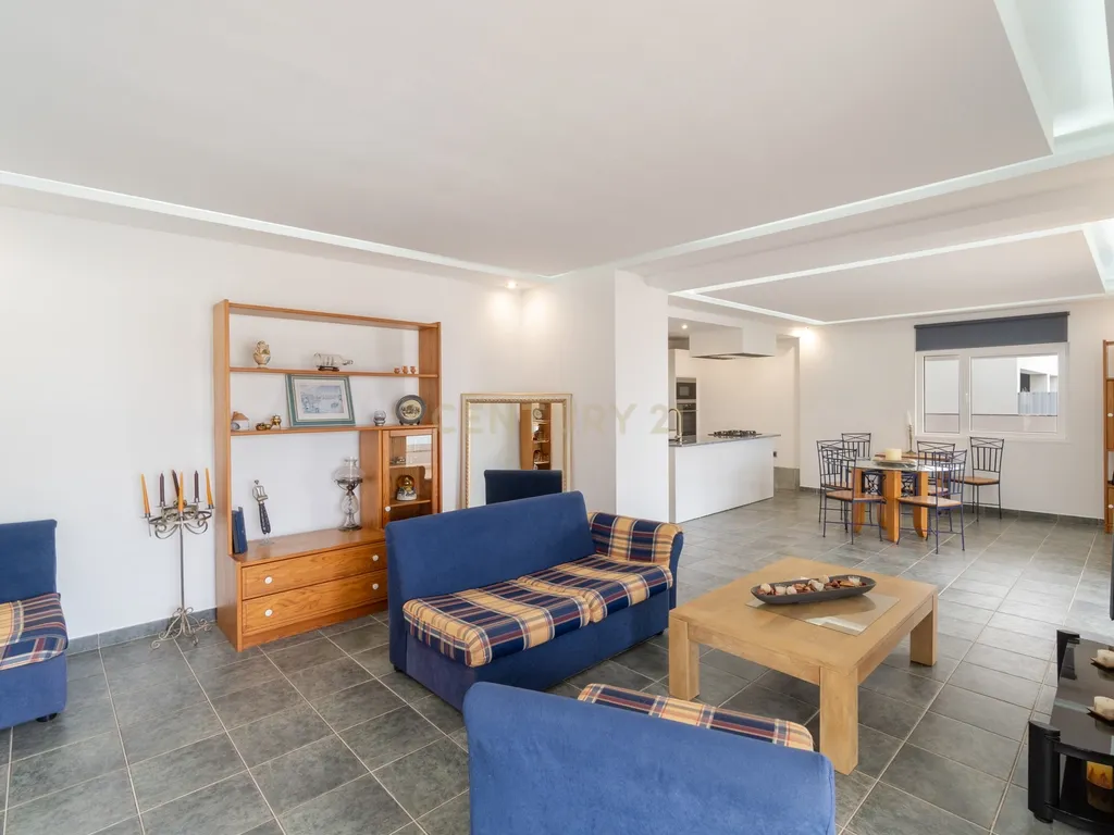 Moradia T5 com amplas áreas, jacuzzi e vista rio - Ferragudo - Image 16