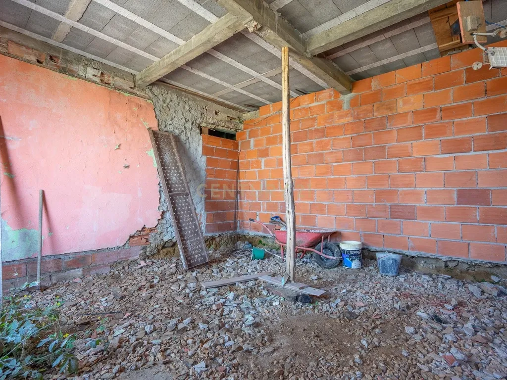 Moradia T1, para Reconstruir, Vila Nova, Miranda do Corvo - Image 8