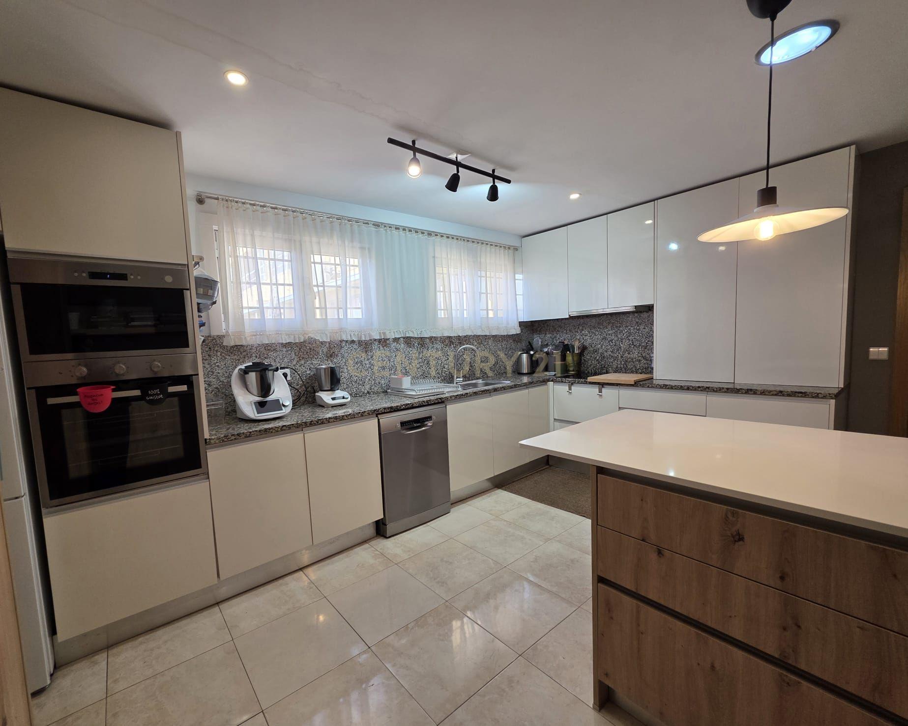 Apartamento T4 à venda em Bonfim, Porto — foto 3