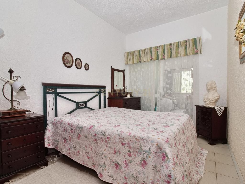 Apartamento T1+2 na Histórica Aldeia do Castelo de Sesimbra - Image 13