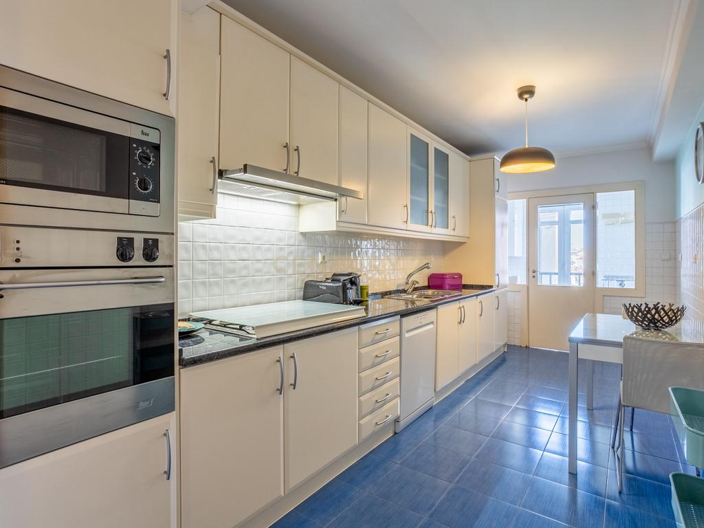 Arrendamento Apartamento T2 mobilado - Centro de Lisboa - Image 7