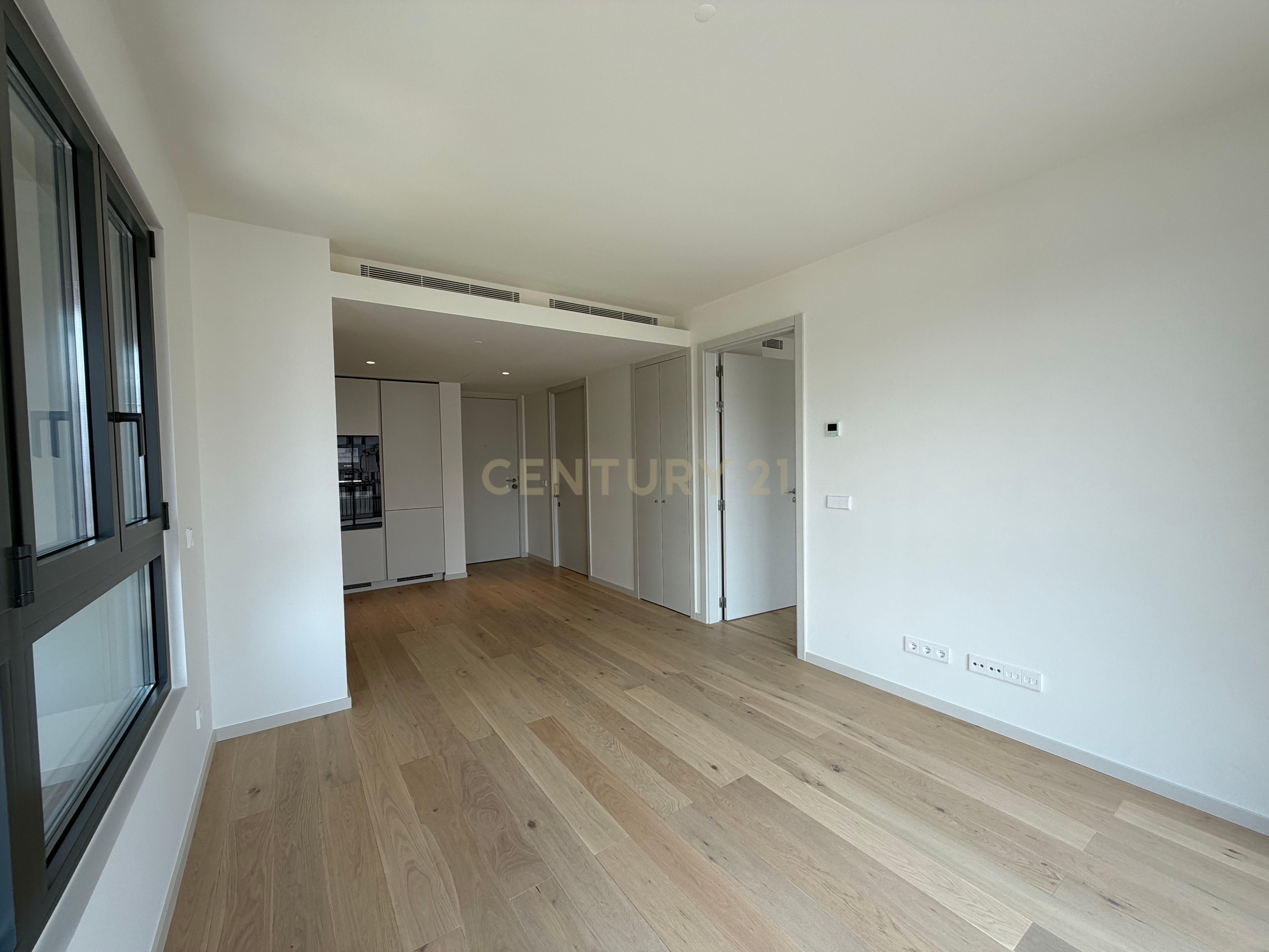 Fotografia 11 de T1 no Parque das Nações, Empreendimento Distrikt, com Varanda e Vista Rio