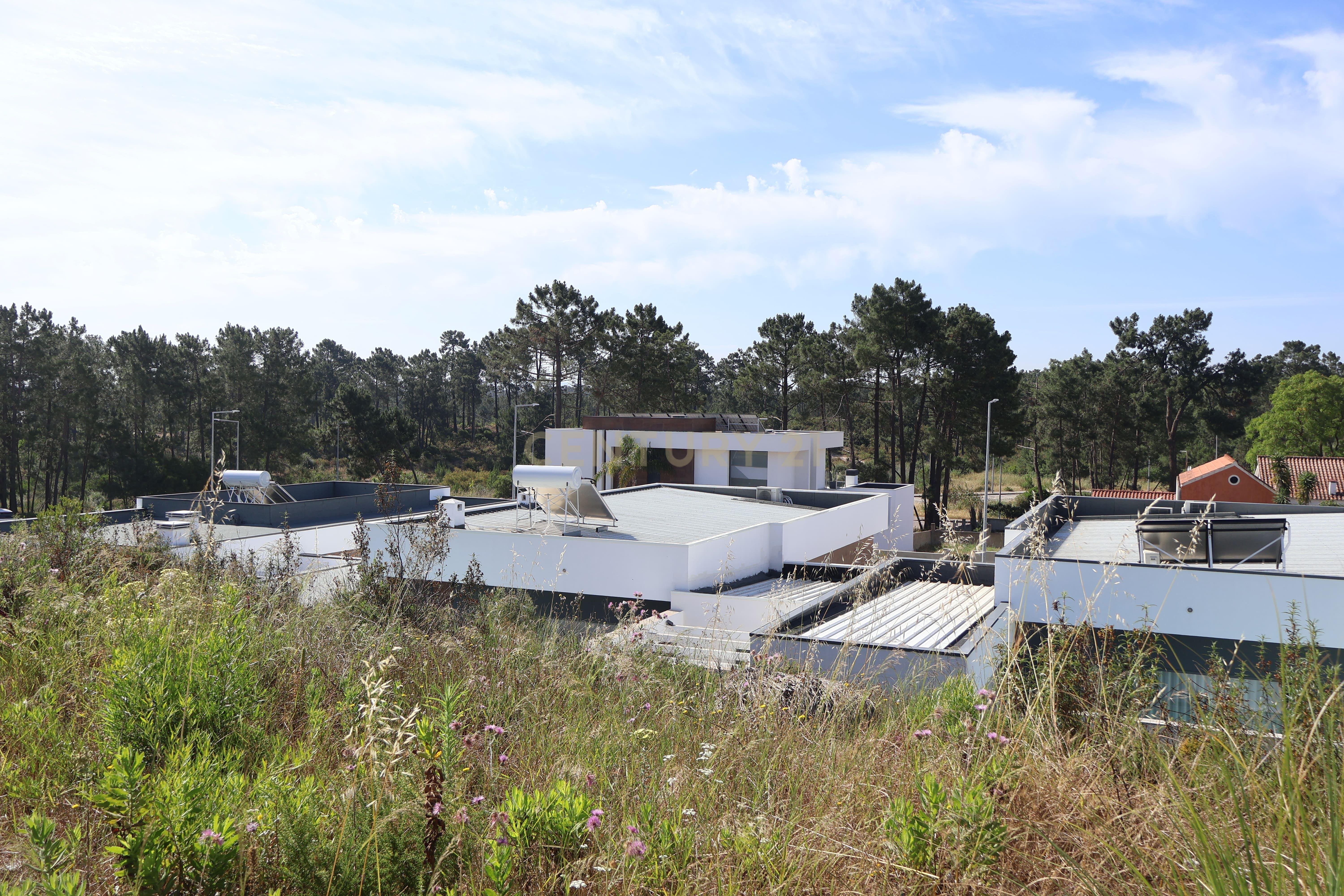 Fotografia 8 de Terreno para construção 374 m² no Pinhal Conde da Cunha (Corroios) - Projeto Moradia 3 pisos + cave - Comunicação Prévia