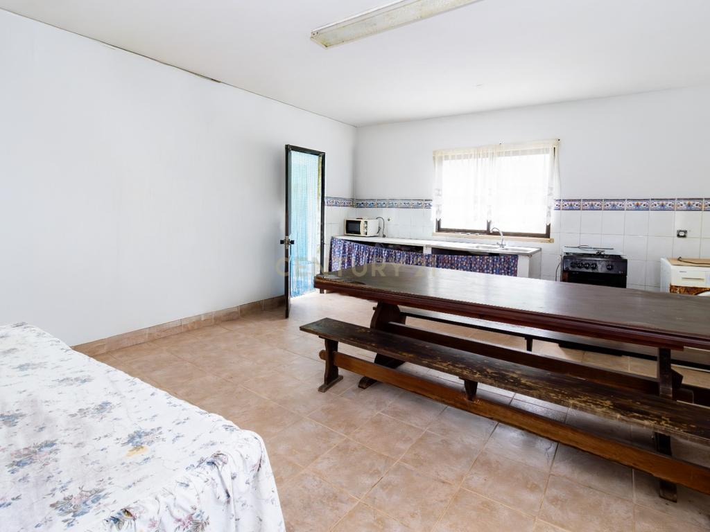 Casa T2 em Alcobaça com Jardim e Vista para o Campo - Image 14
