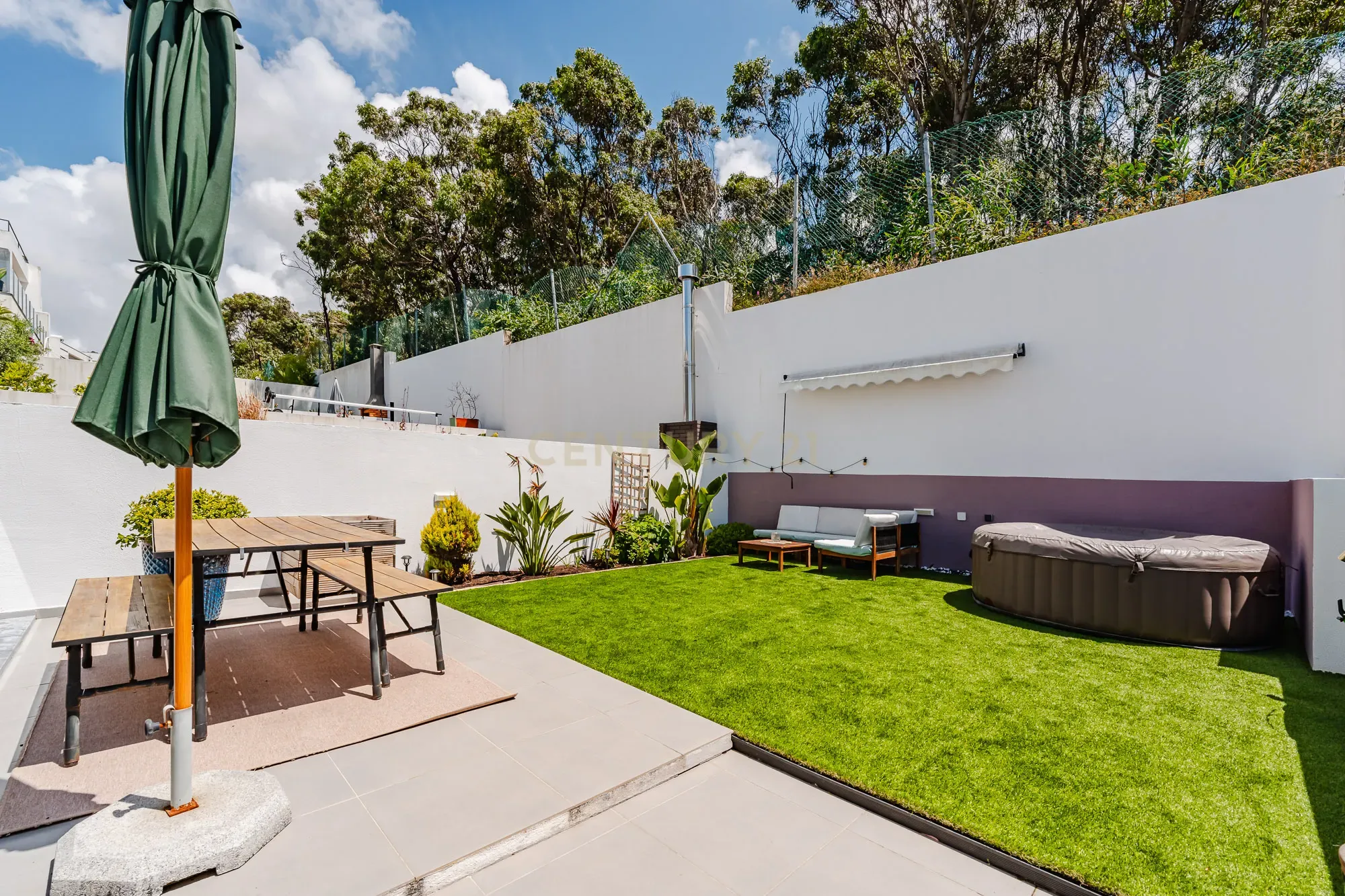 Fotografia 12 de Moradia T3 Semi-Nova com Jardim Privativo e Garagem para 2 Viaturas na Sobreda