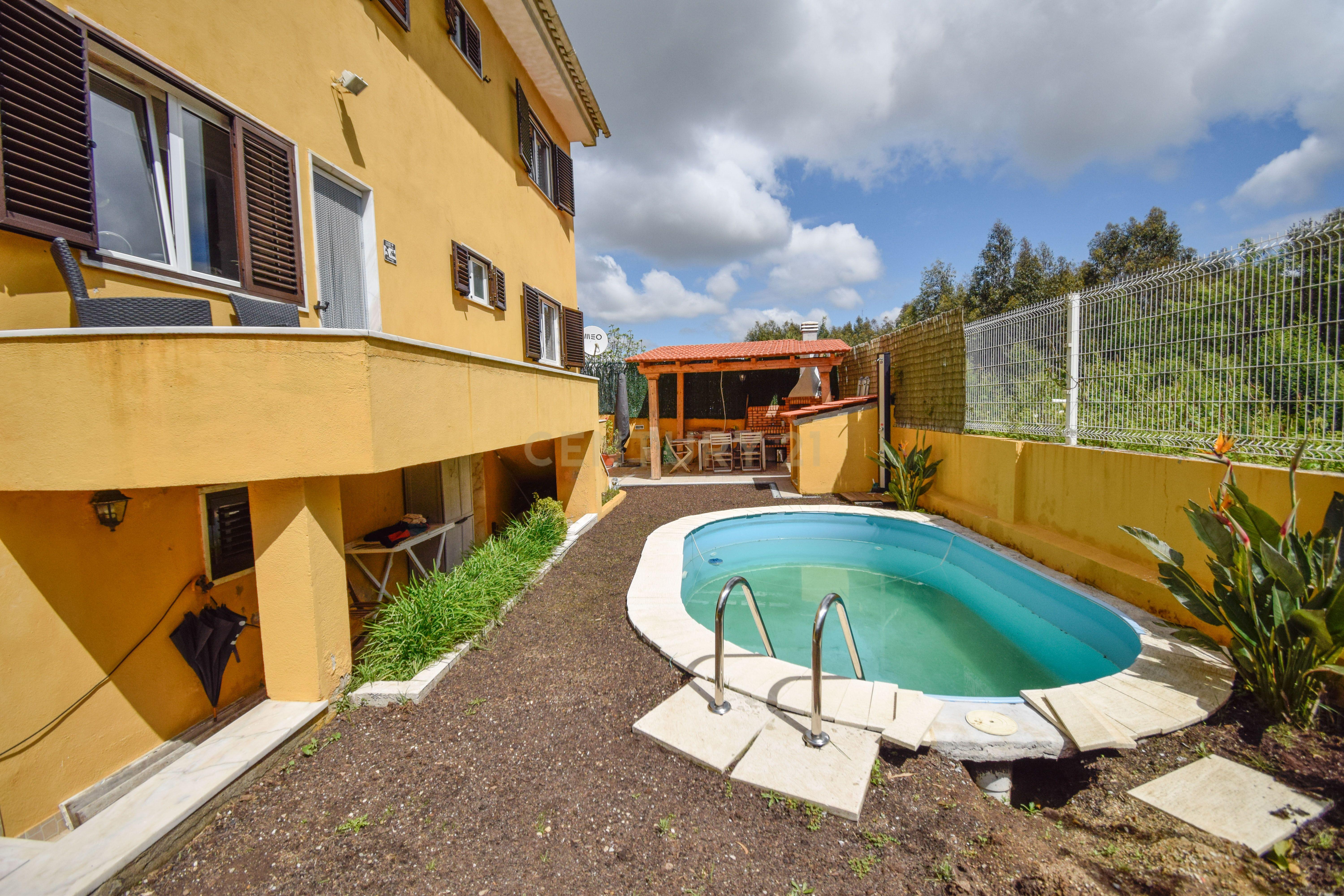 Moradia T5 de Sonho em Serra Chã – Caneças | Conforto, Natureza e Proximidade de Lisboa - Image 34