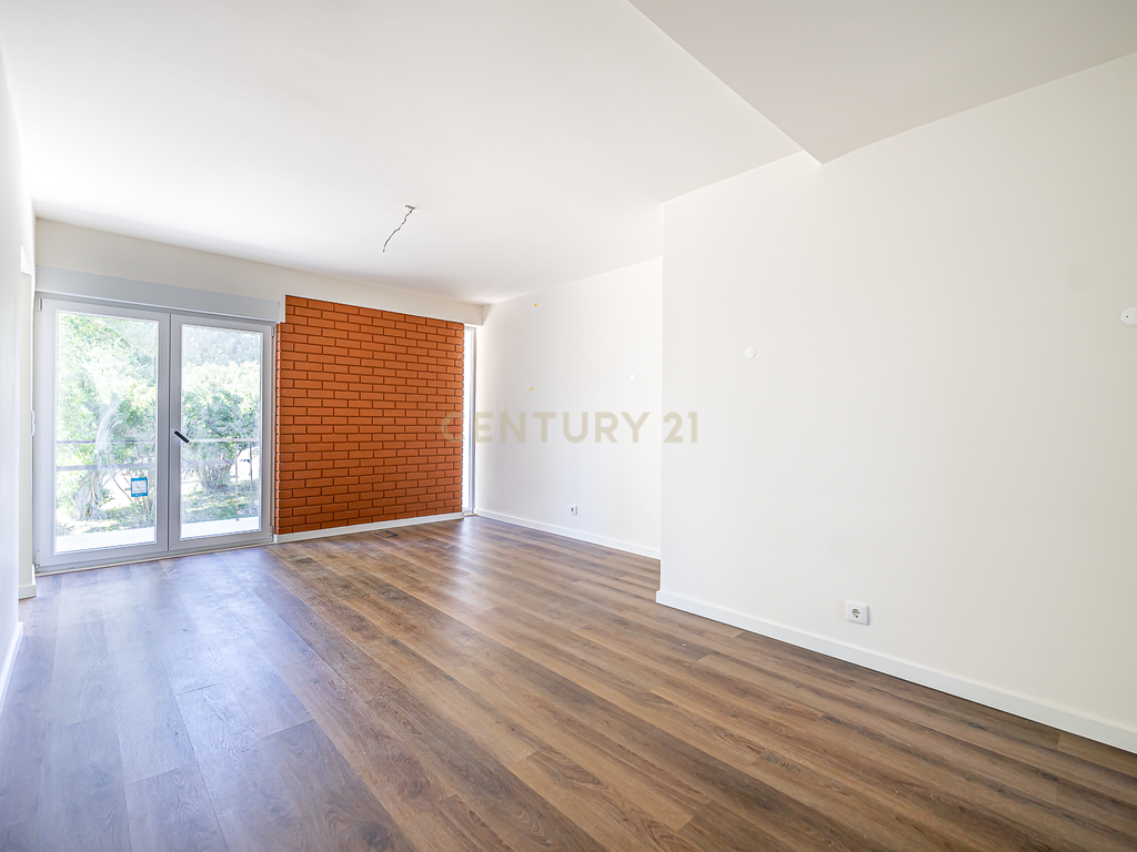 T3 remodelado com Varanda nos Olivais, Lisboa - Image 4
