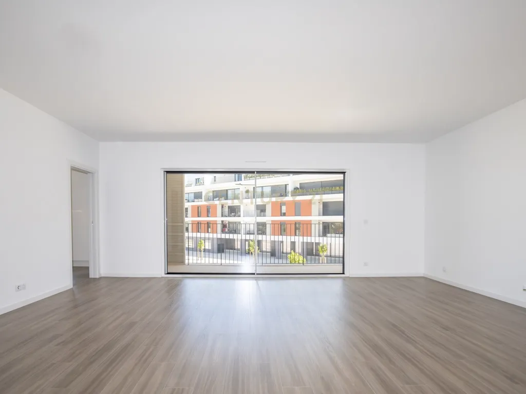 Apartamento Novo Quinta do Pinhão - Verdizela com Piscina e Estacionamento - Image 9
