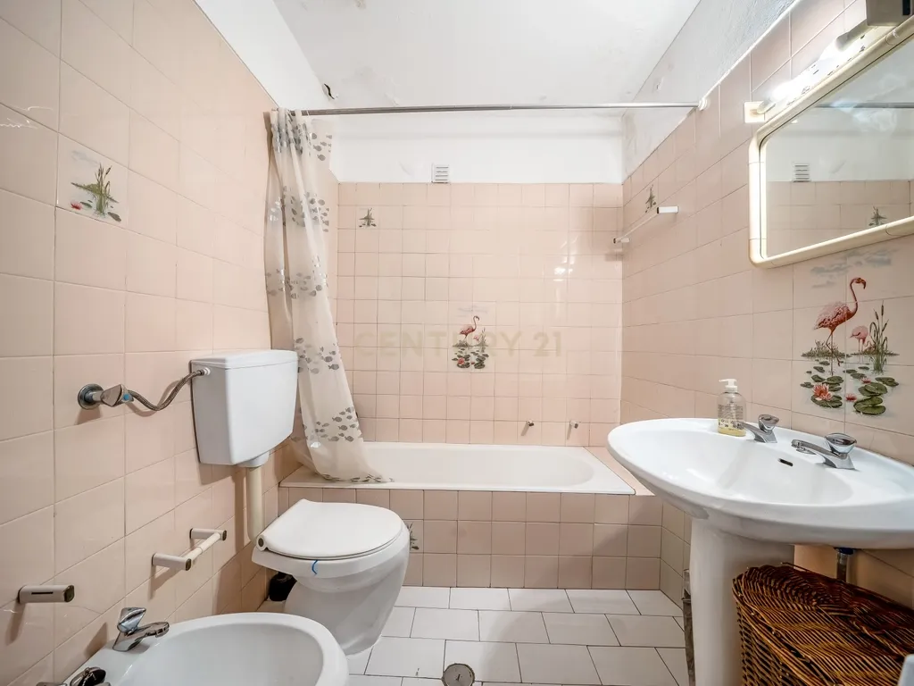 Apartamento T3 de 95m2 no Centro de Alcantarilha - Image 17