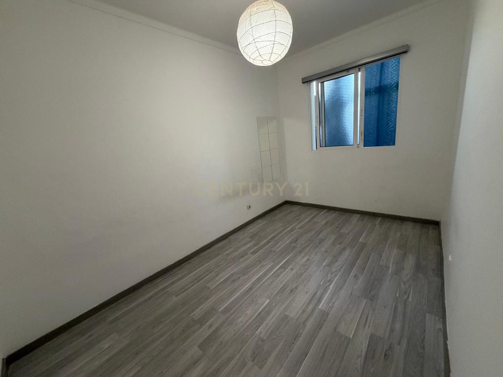 Apartamento T1 + 1 em Quinta da Lomba, Barreiro - Image 7